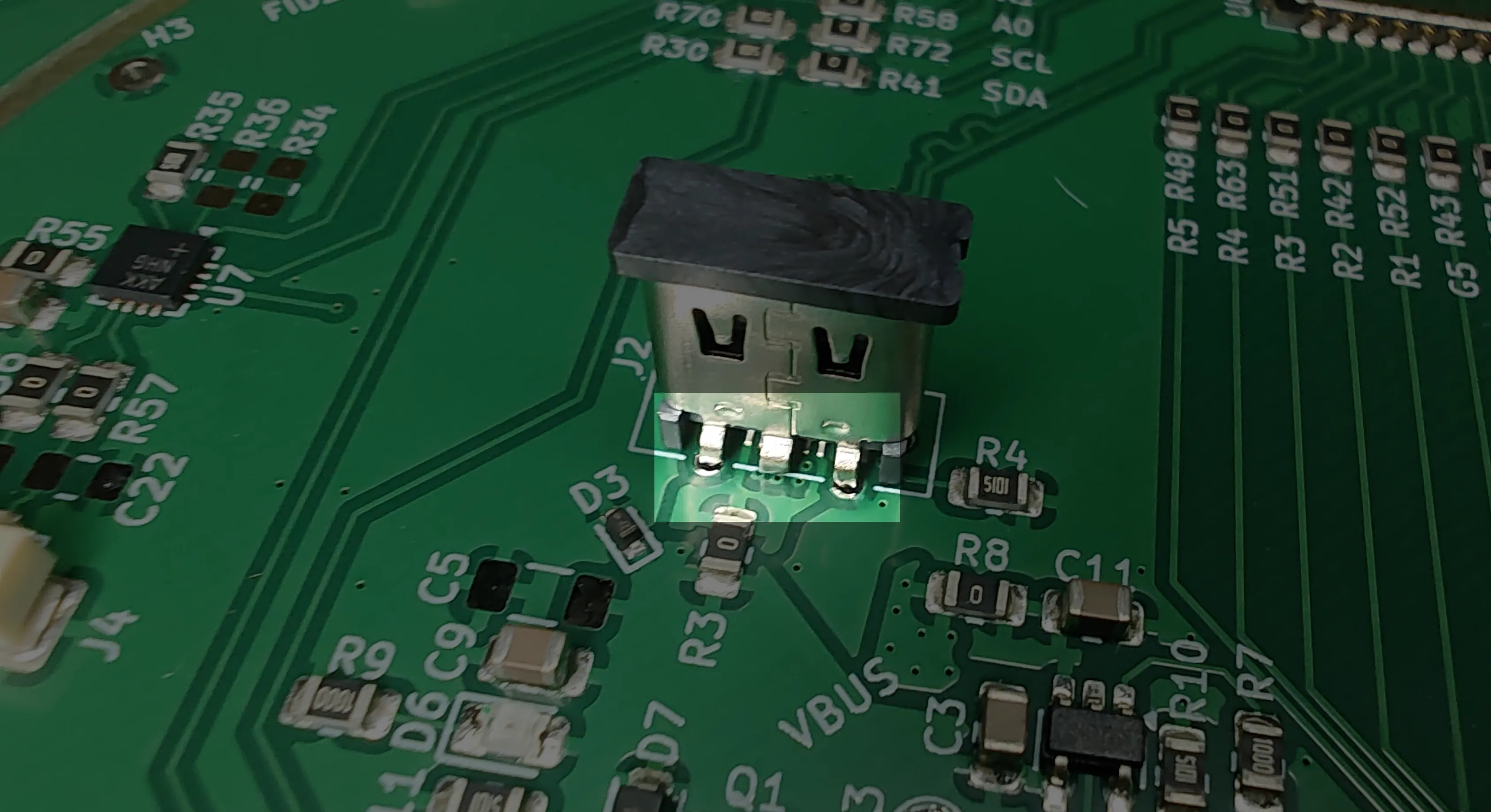 USB connector on PCB